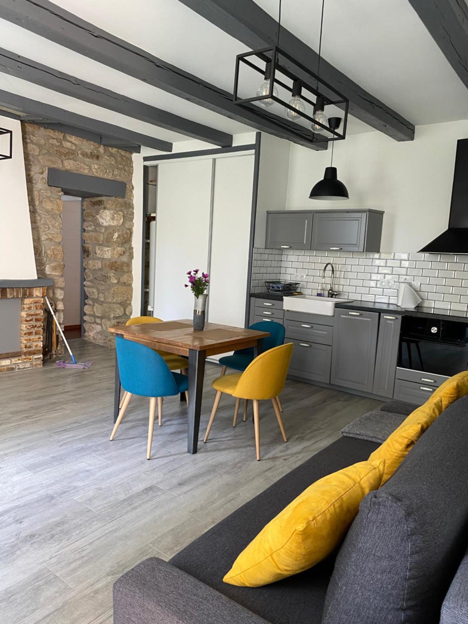 Appartement Fleurie Rdc *